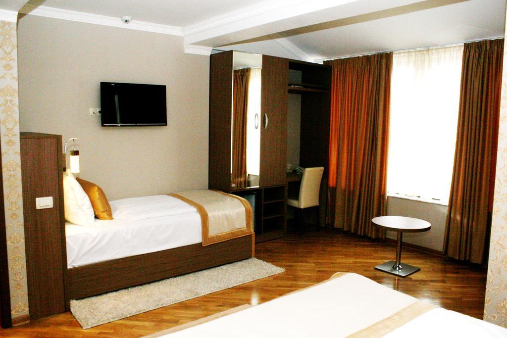 Hotel Elegance Ilidža Rom bilde