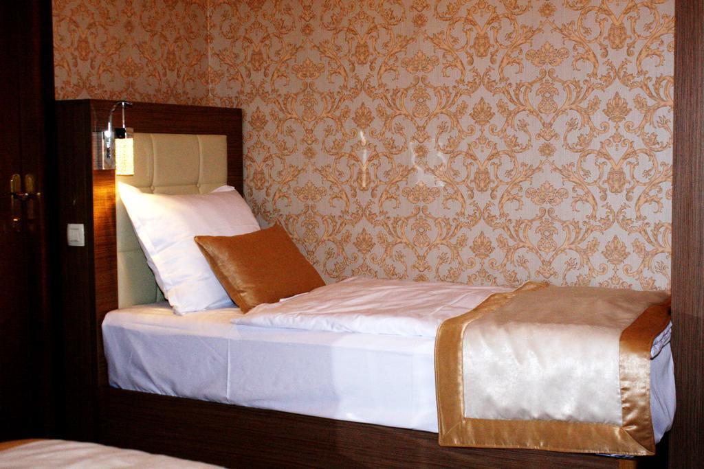 Hotel Elegance Ilidža Rom bilde