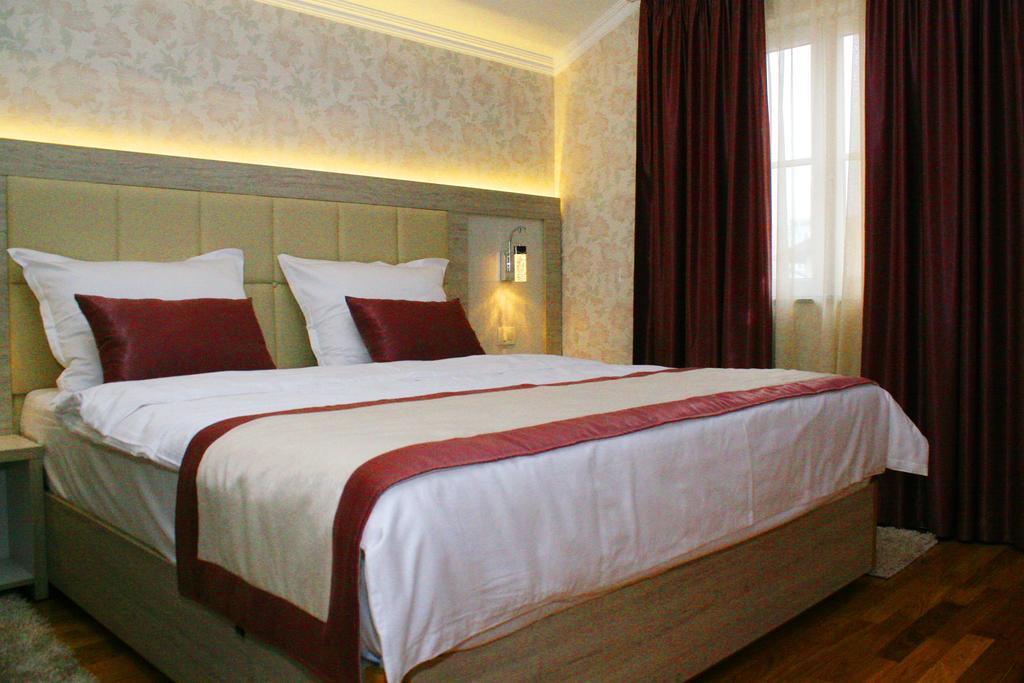 Hotel Elegance Ilidža Rom bilde