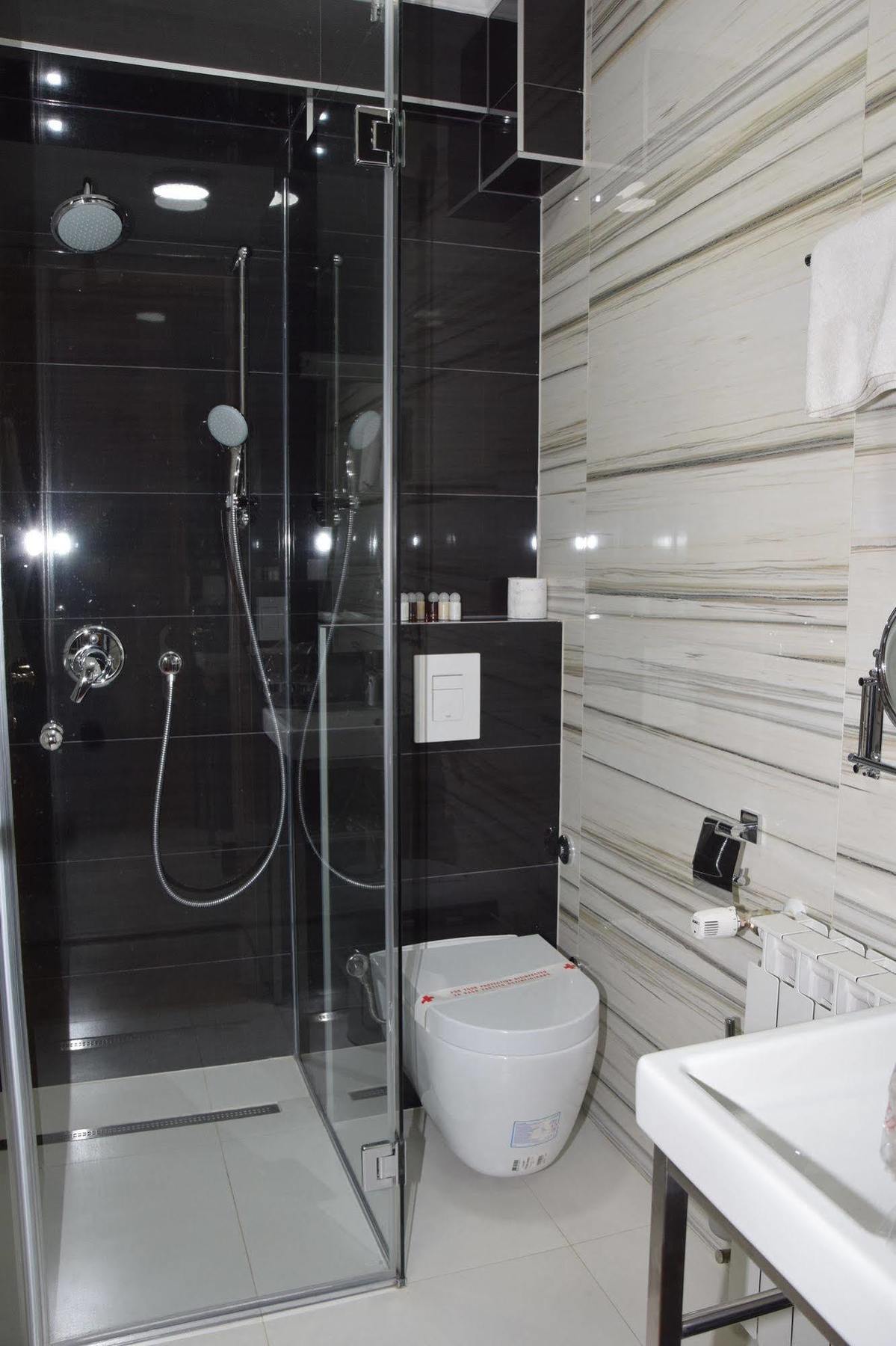 Hotel Elegance Ilidža Eksteriør bilde